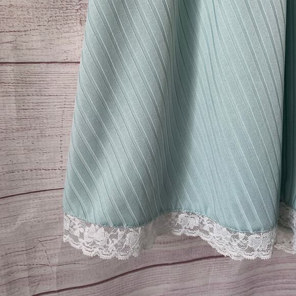 Light Blue Striped Dress with Lace Trim Coquette Ballet Skirt Size Small - Picture 13 of 13